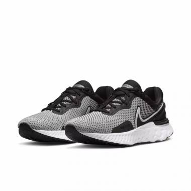 Nike React Miler 3 M DD0490-101 avalynė