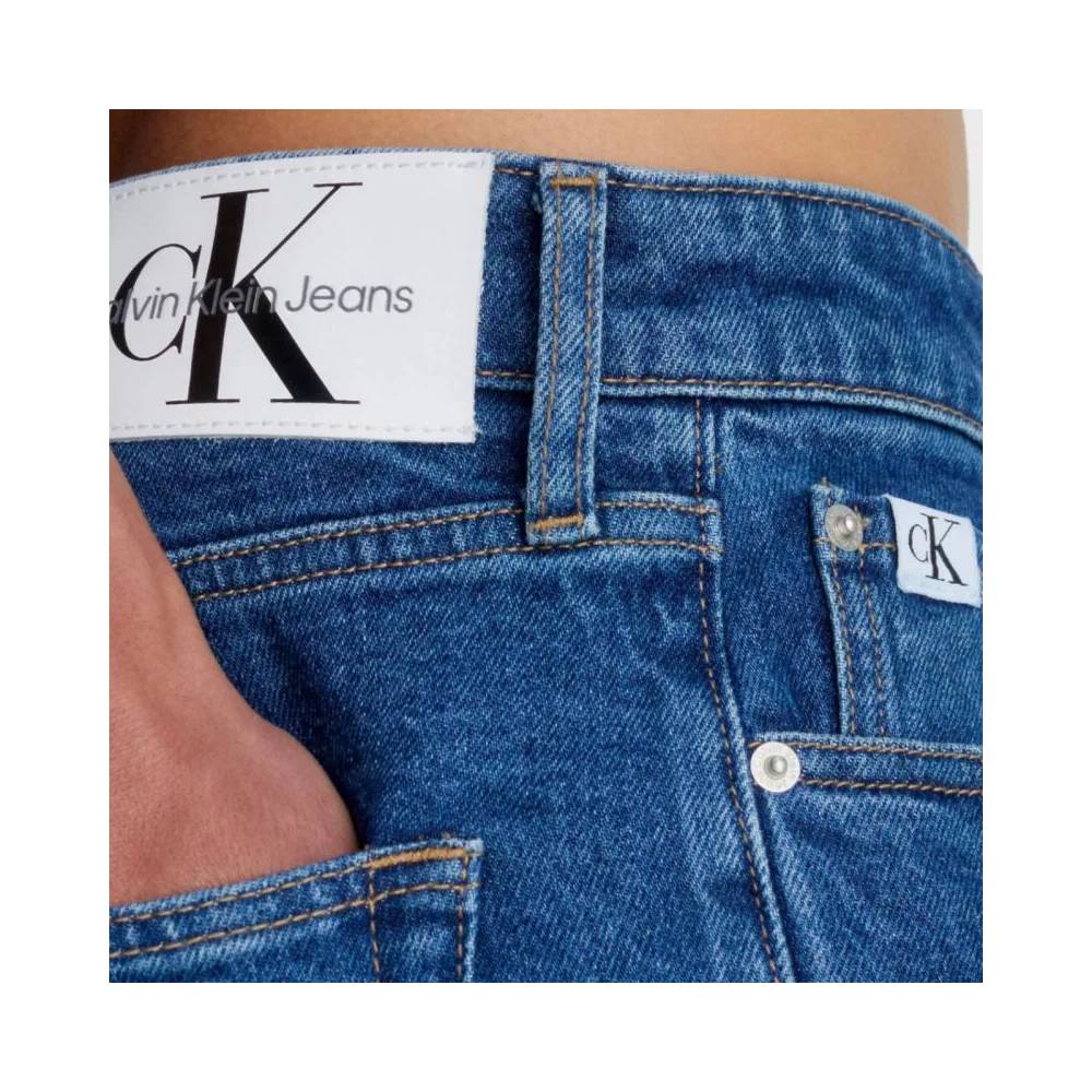 Calvin Klein Jeans Dad Jean M J30J323876