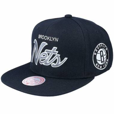 Mitchell & Ness NBA Brooklyn Nets Team Script 2.0 Snapback Nets kepurė HHSS3280-BNEYYYPPPBLCK