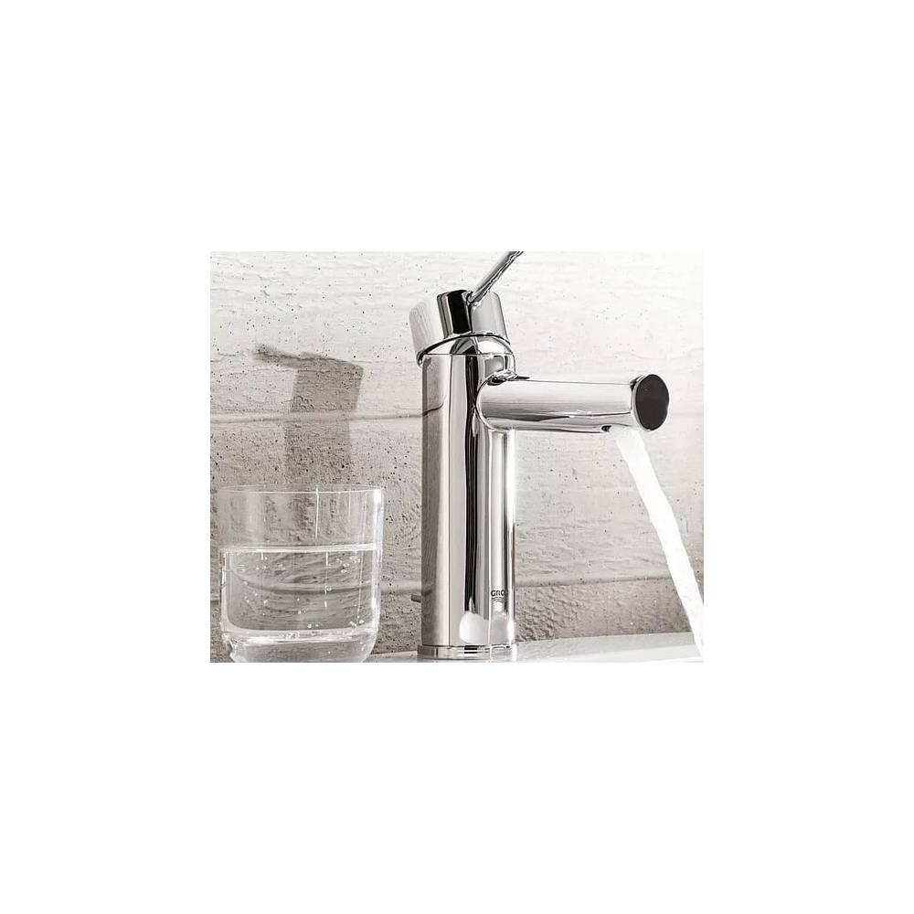 "Grohe Essence" Naujas praustuvo maišytuvas 32898001