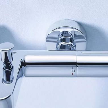 "Grohe" termostatinis maišytuvas voniai su dušu "Grohtherm 1000 Cosmopolitan M" 34215002