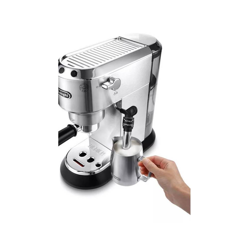 Pusiau automatinis kavos aparatas DeLonghi EC685M